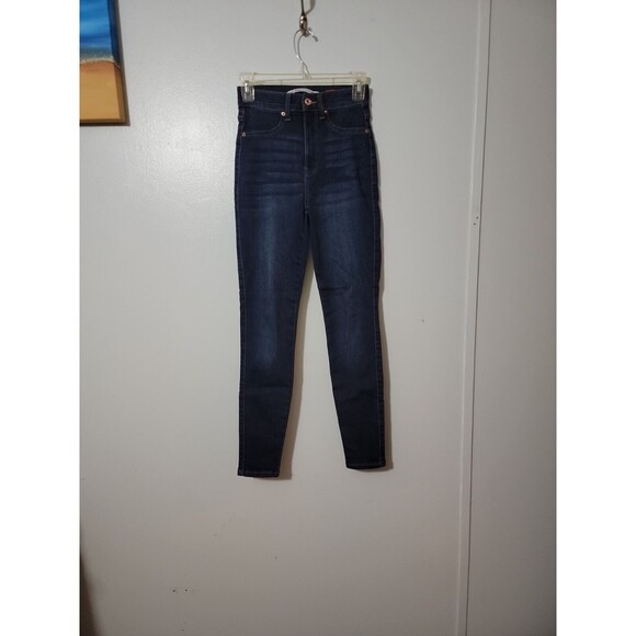 Celebrity Pink Curvy Mid-Rise Jeans, The Deb, Size 1/25 - Picture 2 of 8